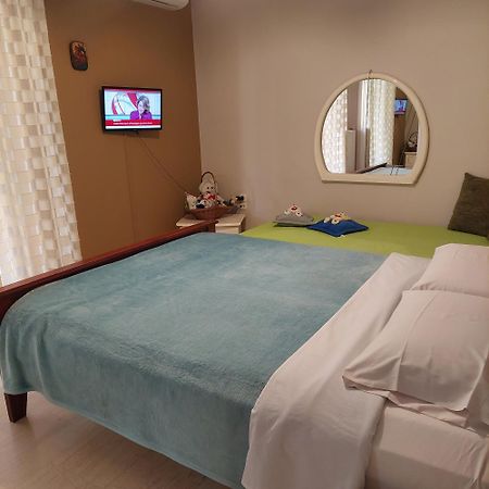 Family Apartment Patras Extérieur photo