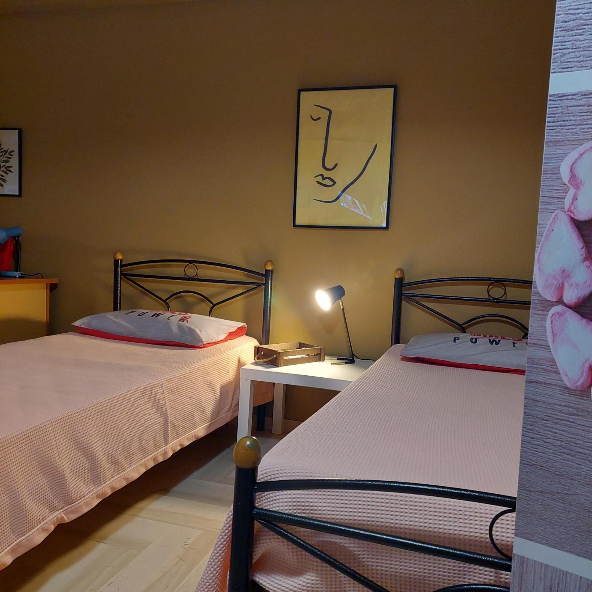 Family Apartment Patras Extérieur photo