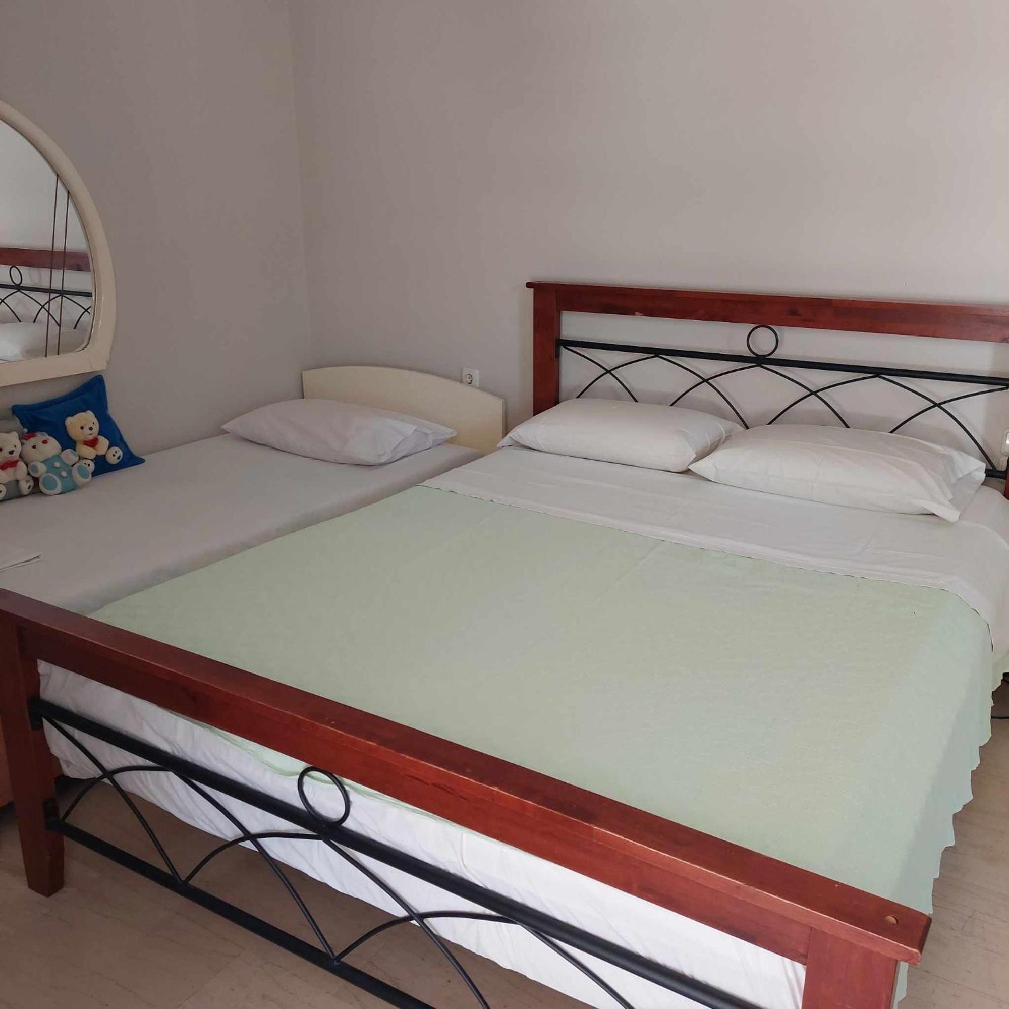Family Apartment Patras Extérieur photo